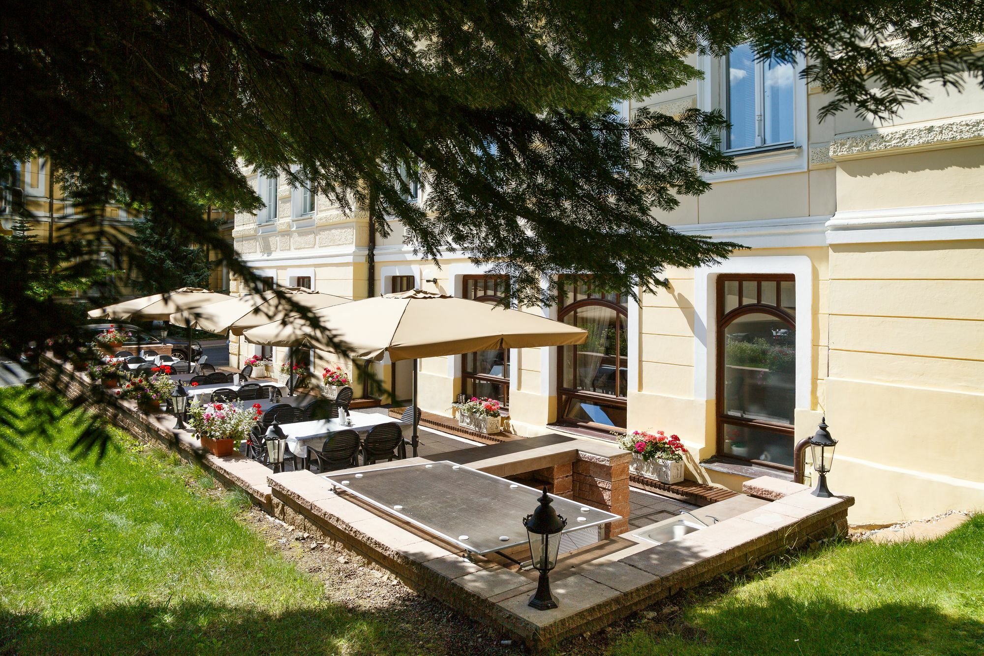 Hotel Westend Marianske Lazne Exterior photo
